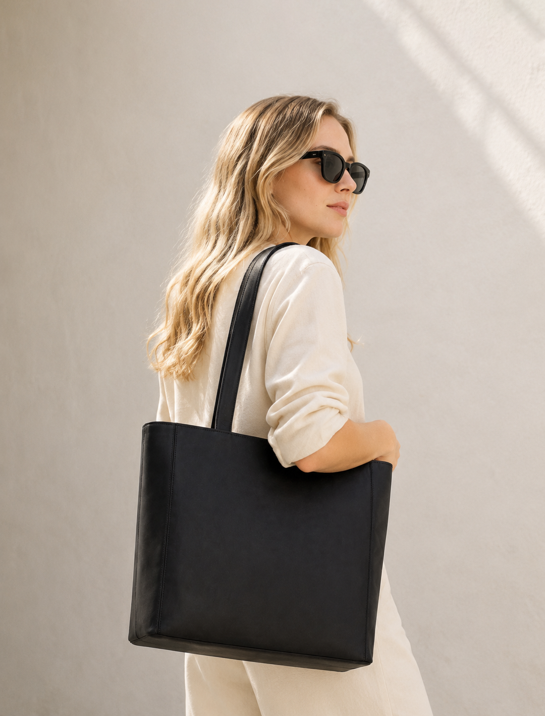 Rivoli Everyday Tote — Noir